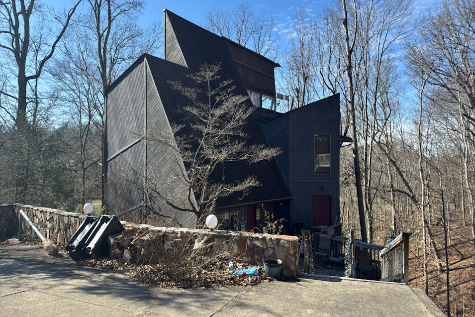 3 Jasmine Lane Charleston, WV 25314, Kanawha County