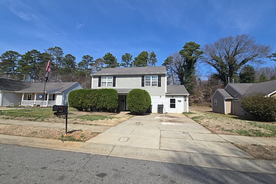 6619 Nevin Glen Dr Charlotte, NC 28269, Mecklenburg County