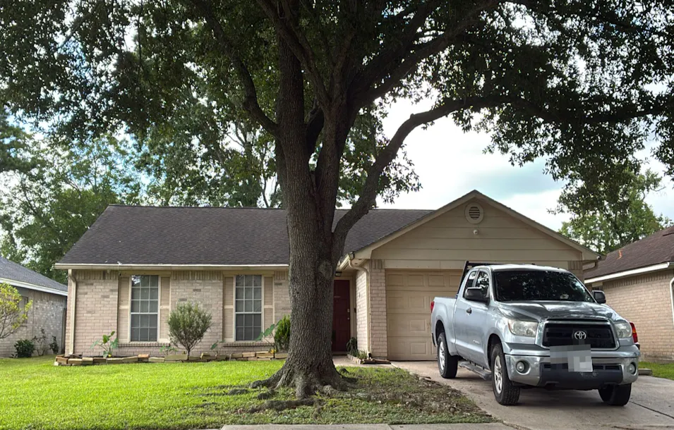2403 Tall Ships Dr Friendswood, TX 77546, Harris County