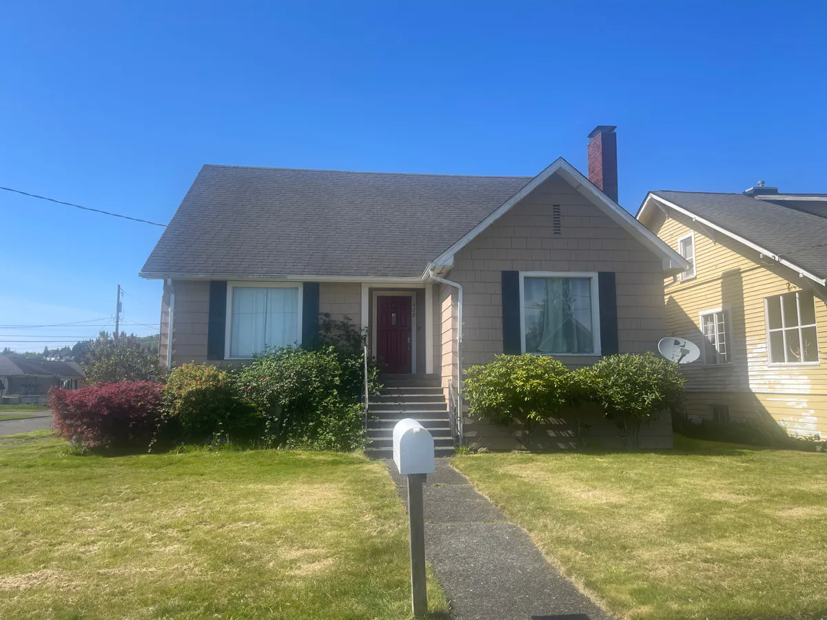 3rd St, Aberdeen, WA 98520