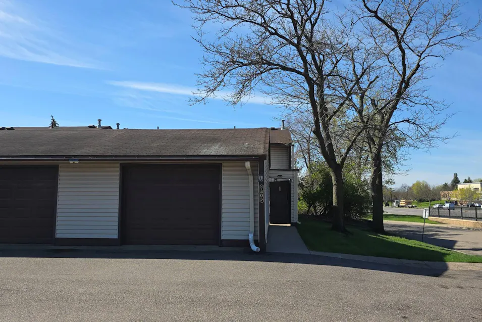 7403 142nd Street Ct W Apple Valley, MN 55124, Dakota County