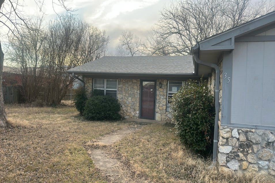 35 Apache St Lone Grove, OK 73443, Carter County