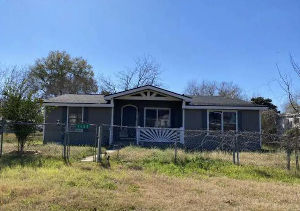 9428 Sunny Hl San Antonio, TX 78263, Bexar County