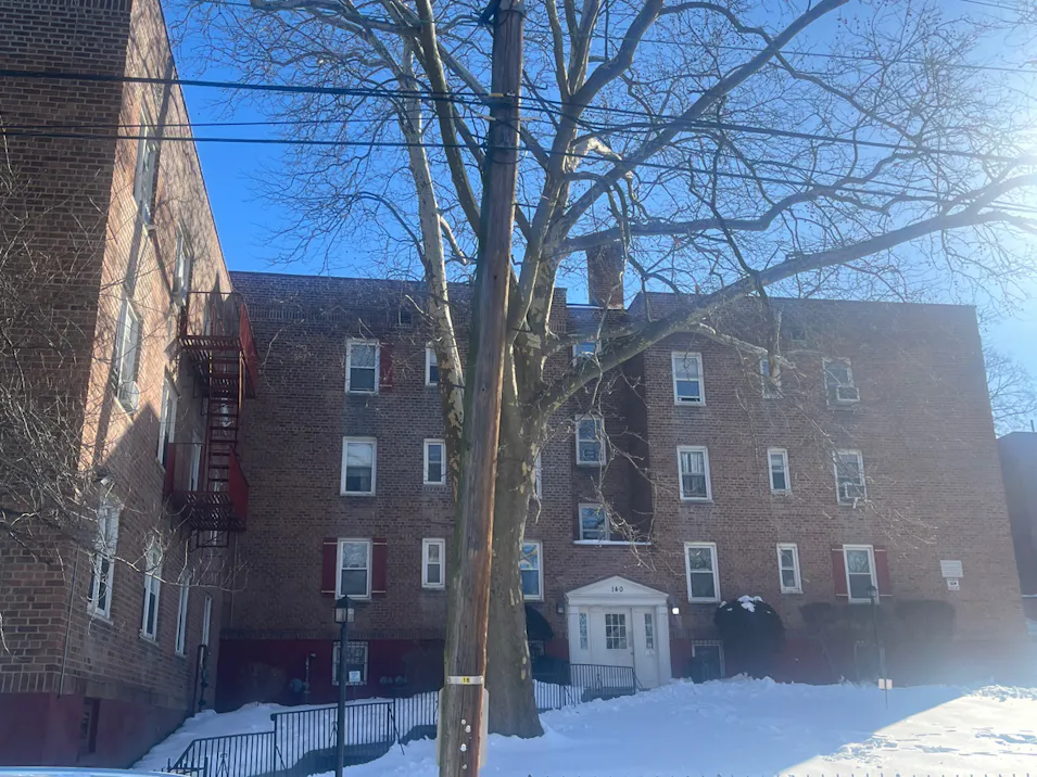 140 Ravine Avenue, #2b Yonkers, NY 10701, Westchester County