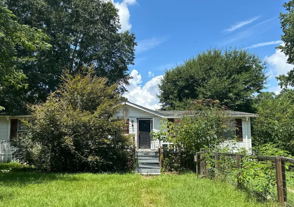107 Ellis St Leesville, LA 71446, Vernon County