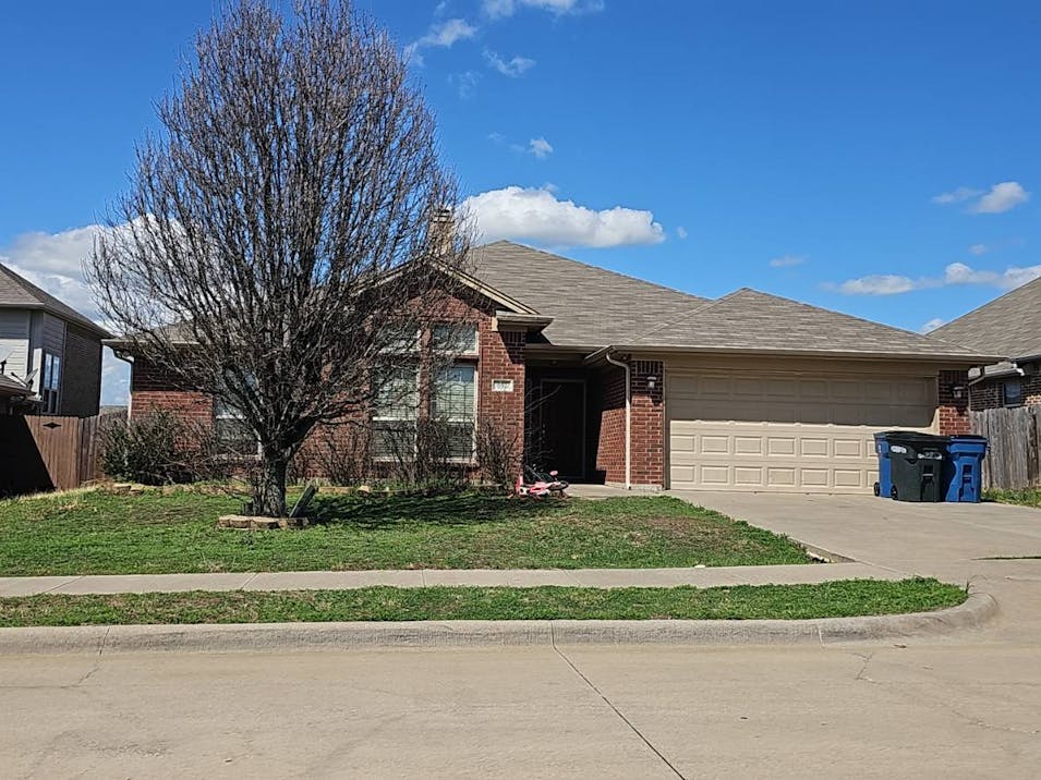 602 Boulder Creek Dr Alvarado, TX 76009, Johnson County