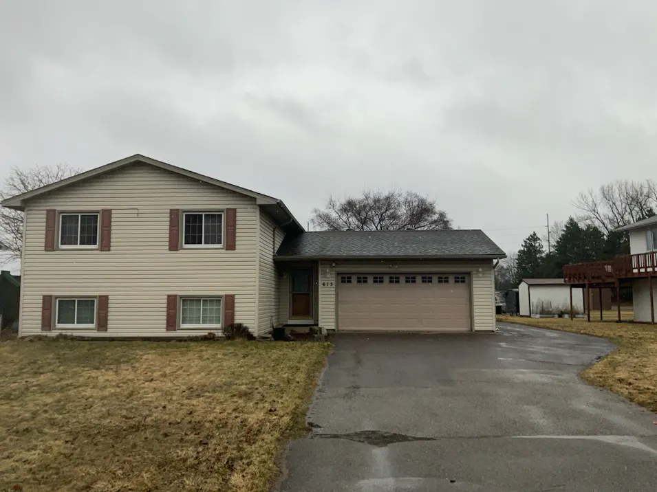 613 Schilling Cir NW Forest Lake, MN 55025, Washington County