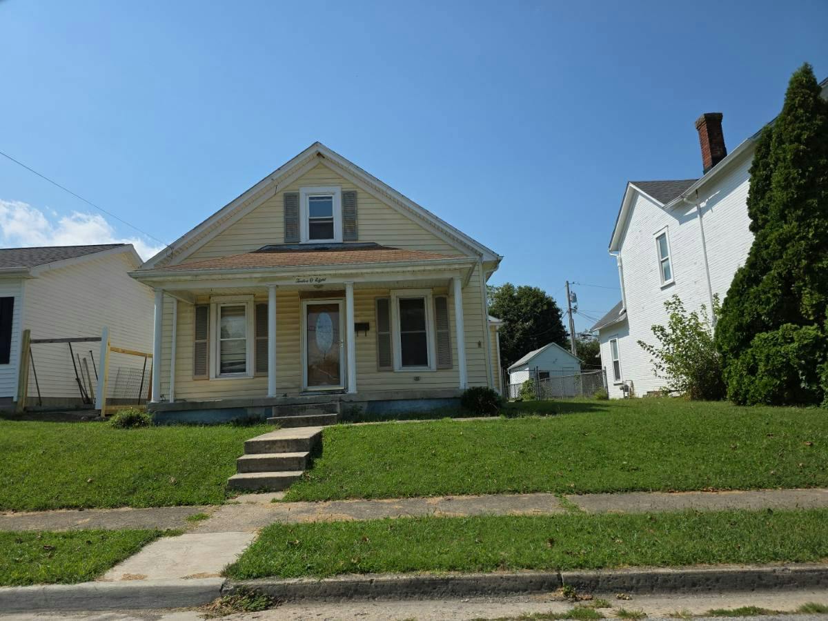 Roosevelt Ave, Piqua, OH 45356