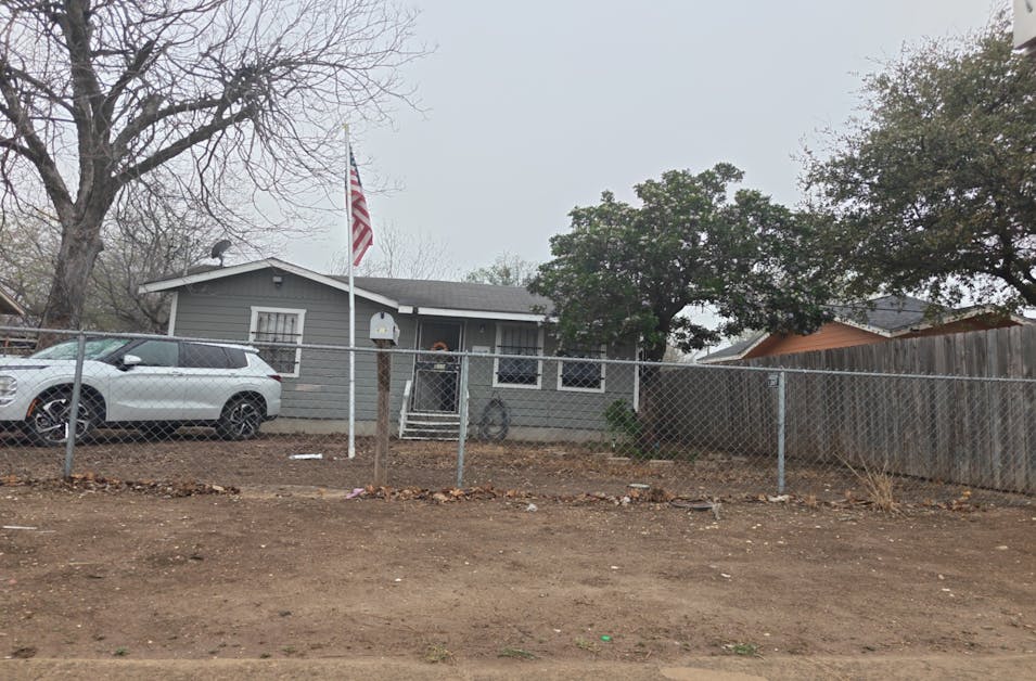 819 Barclay St San Antonio, TX 78207, Bexar County