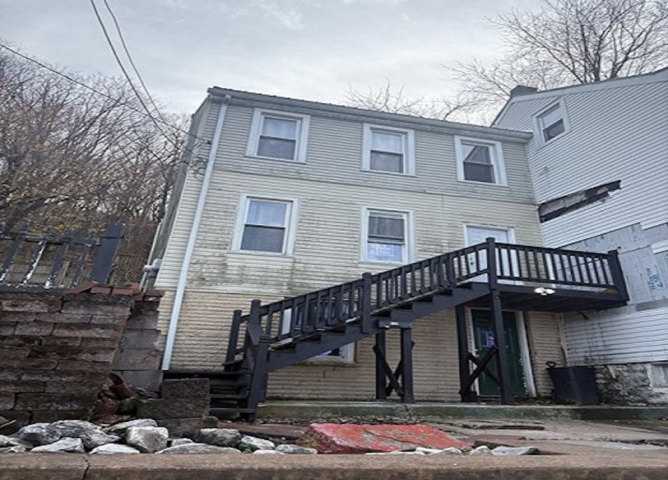 436 West Savory St Pottsville, PA 17901, Schuylkill County