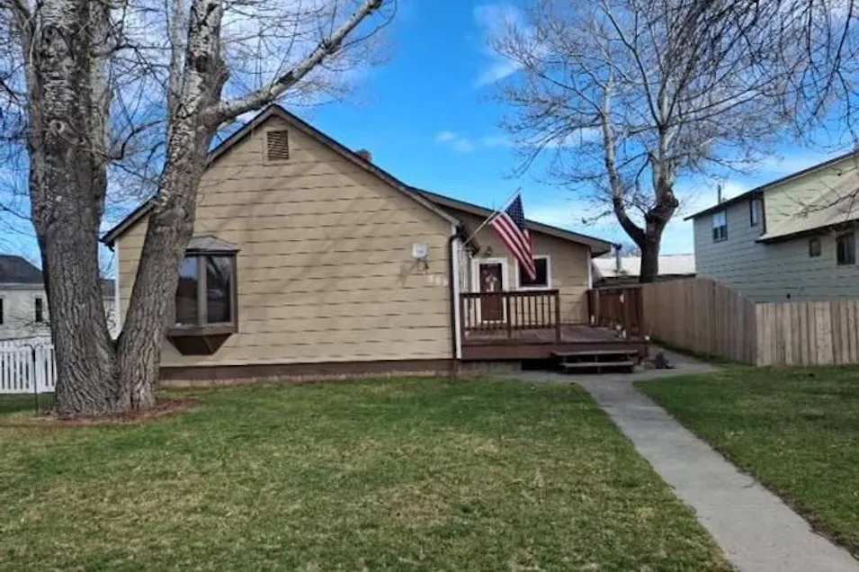 309 Olive Dr Colstrip, MT 59323, Rosebud County