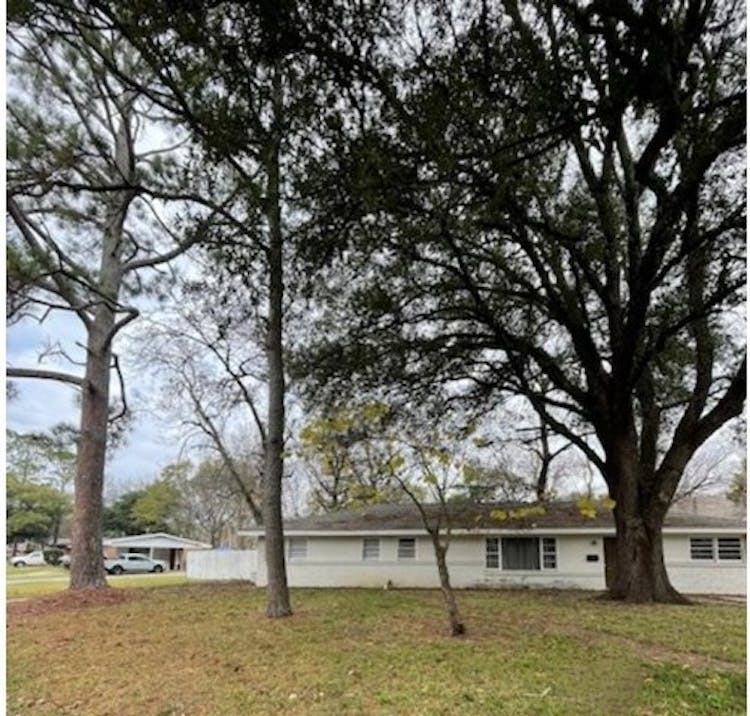 2210 Narrow Lane Rd Montgomery, AL 36108, Montgomery County