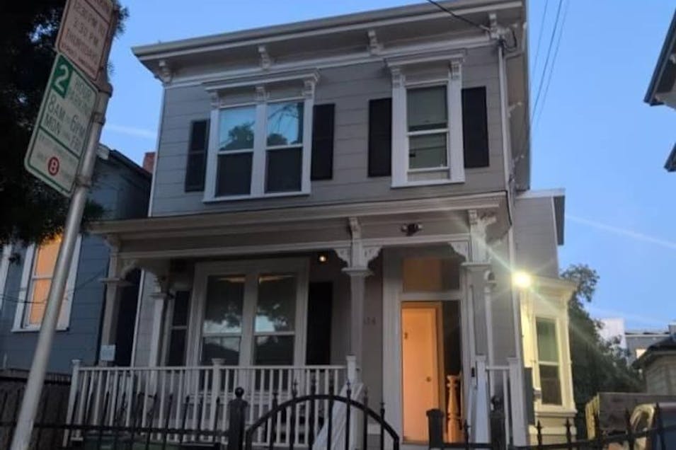 814 Henry St Oakland, CA 94607, Alameda County