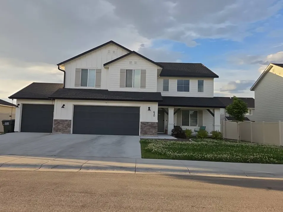 630 W Screech Owl Dr Kuna, ID 83634, Ada County