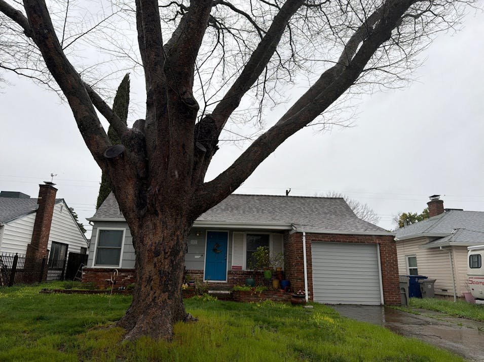 5831 Raymond Way Sacramento, CA 95820, Sacramento County