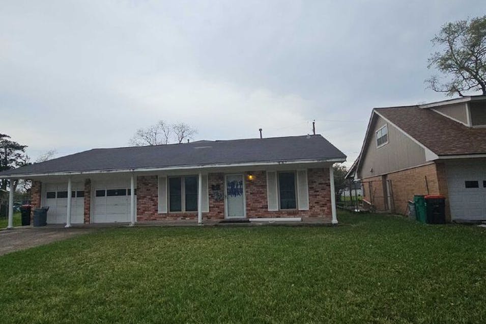 2102 Taft Dr Baytown, TX 77520, Harris County