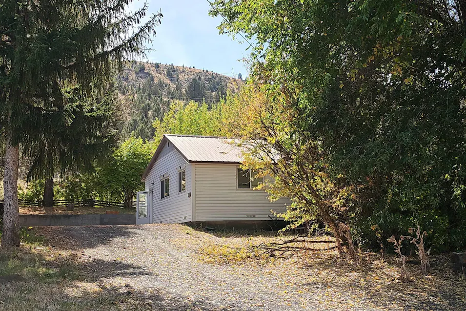 59720 Highway 26 John Day, OR 97845, Grant County