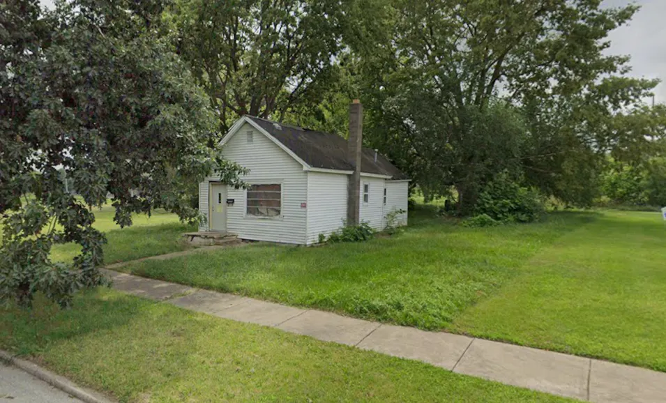 1237 N Calhoun St Decatur, IL 62521, Macon County