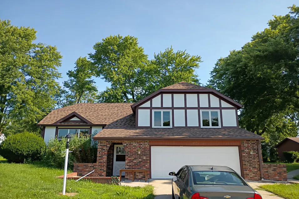 223 SW 6th St Stuart, IA 50250, Guthrie County