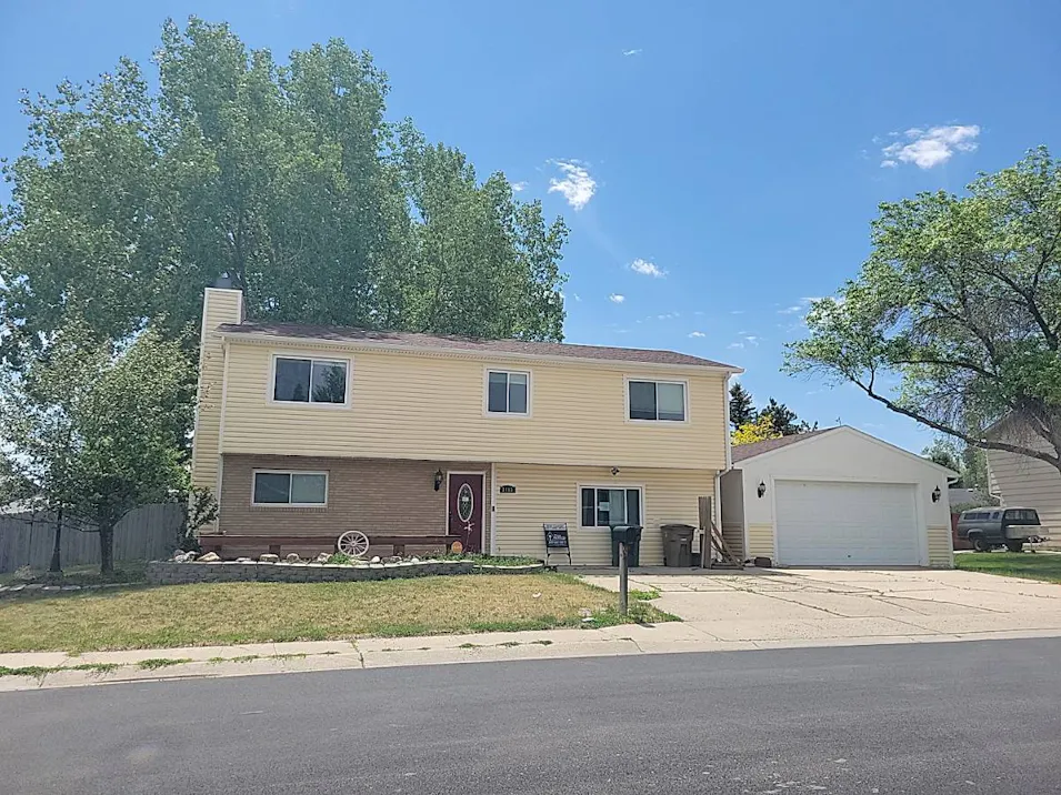 3113 Sutherland Dr Gillette, WY 82718, Campbell County