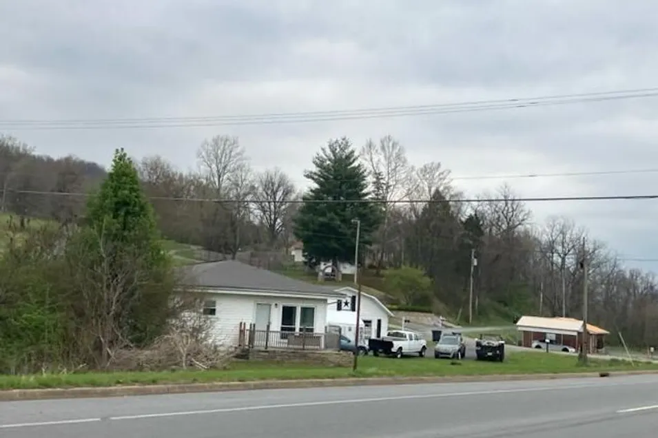 103 Old Stoney Loop Elizabethton, TN 37643, Carter County