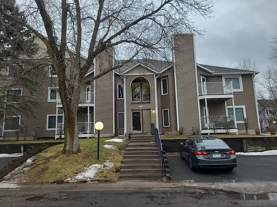 754 County Road F W #d Shoreview, MN 55126, Ramsey County