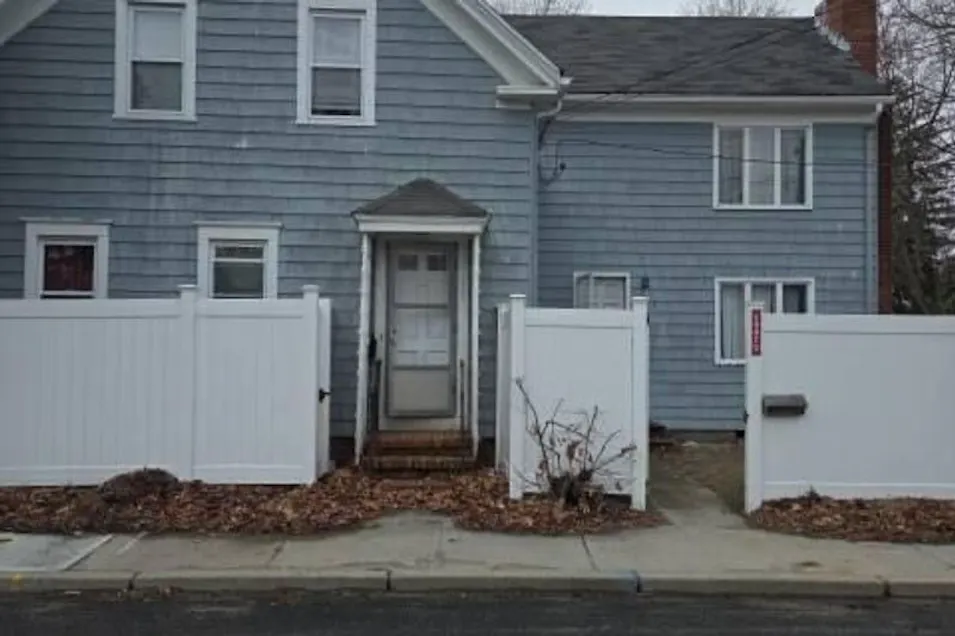 1987 Elmwood Avenue Warwick, RI 02888, Kent County