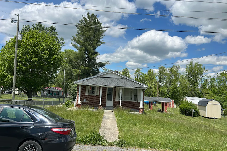 539 Friendly Circle Marion, VA 24354, Smyth County