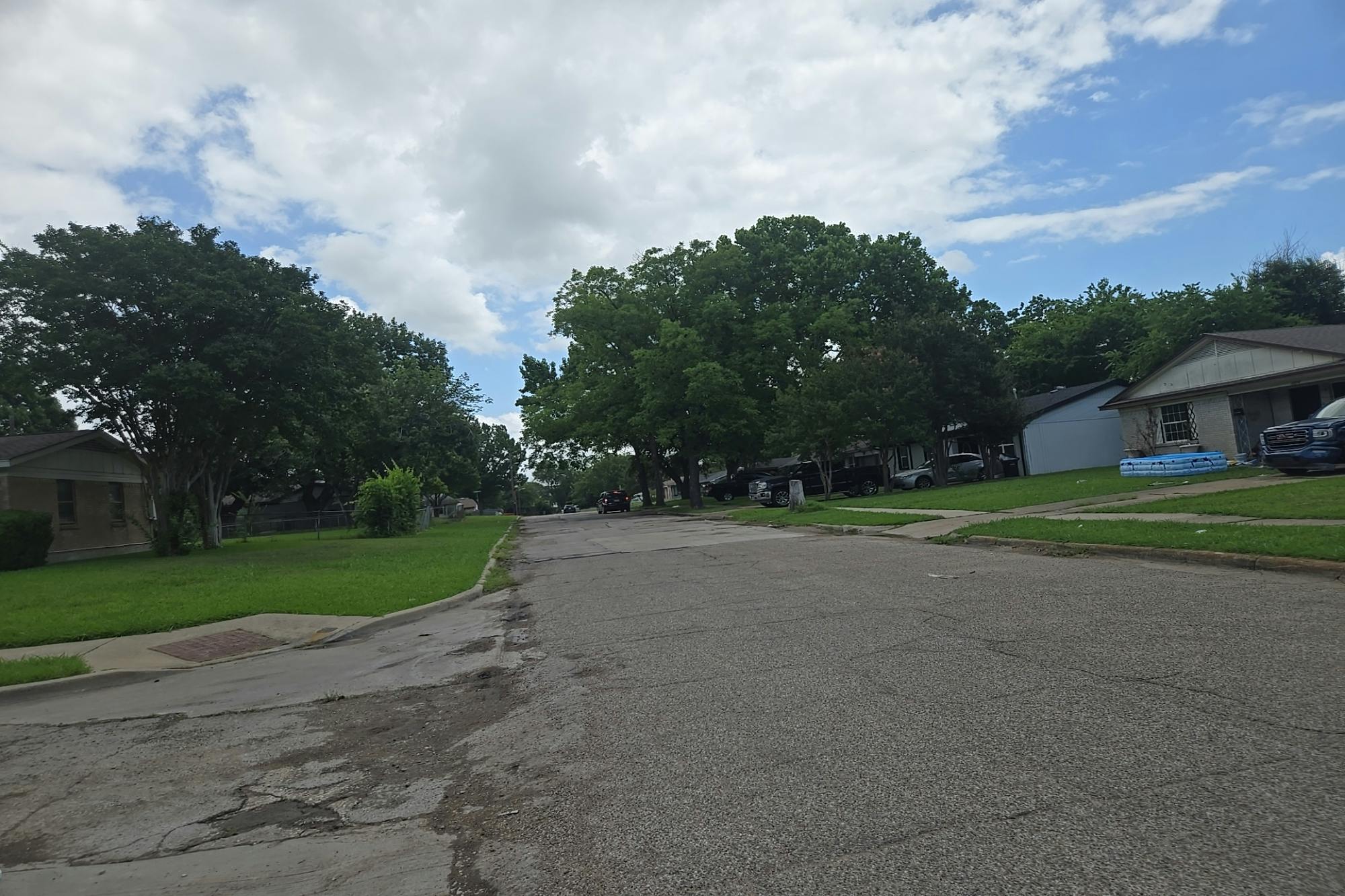 Narcissus Ln, Mesquite, TX 75149