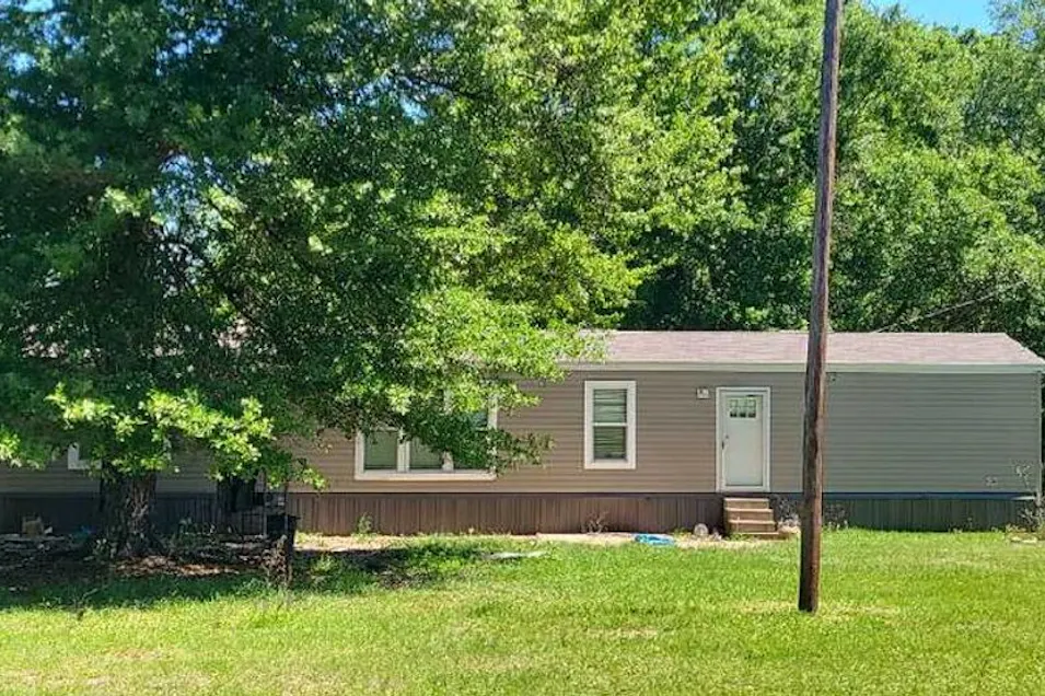 2020 County Road 3673 Queen City, TX 75572, Cass County