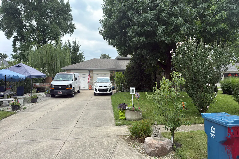 735 Thorndale St Indianapolis, IN 46214-3702, Marion County
