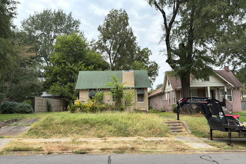 2321 Locust Street Texarkana, AR 71854, Miller County