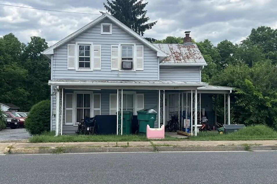 255 E Lee Street Broadway, VA 22815, Rockingham County
