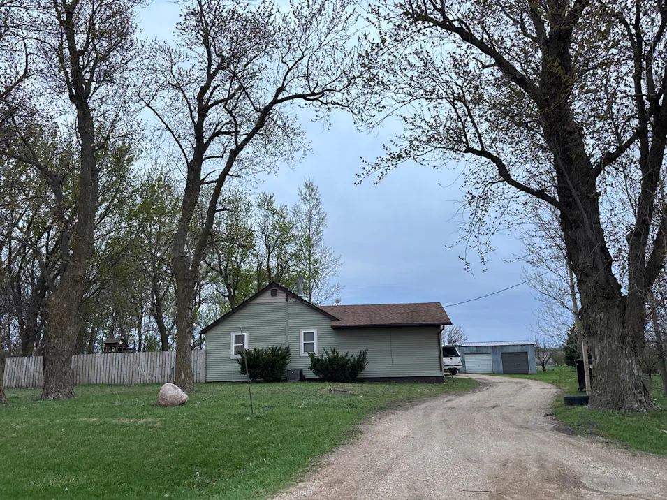 525 100th St Sherburn, MN 56171, Martin County