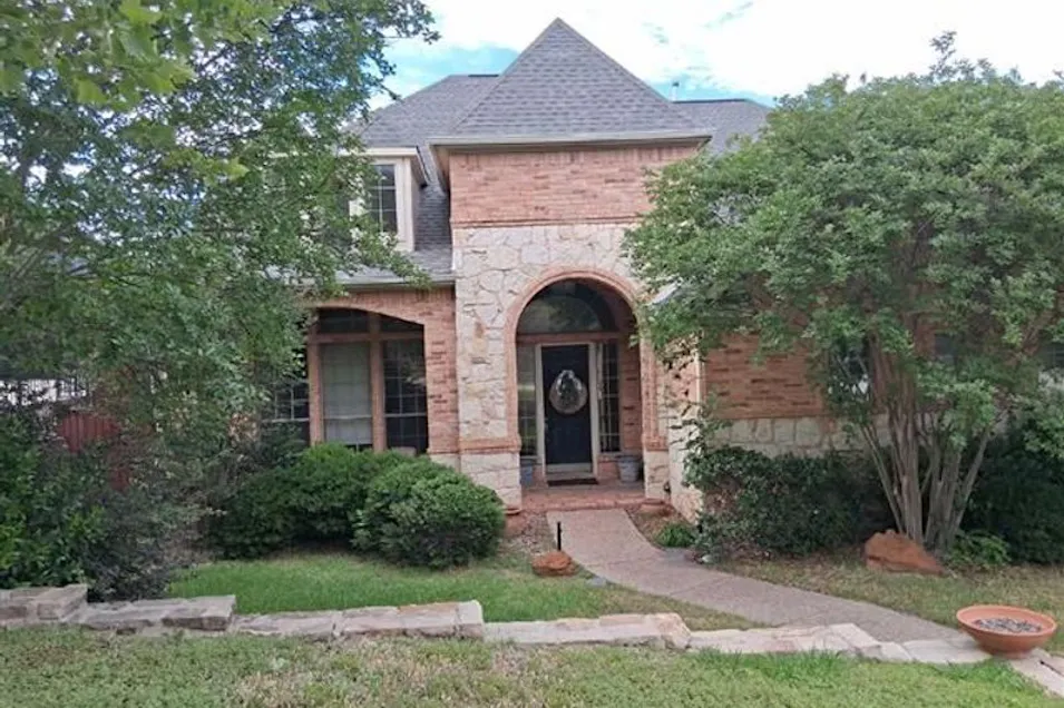 3304 Castlewood Boulevard Highland Village, TX 75077, Denton County