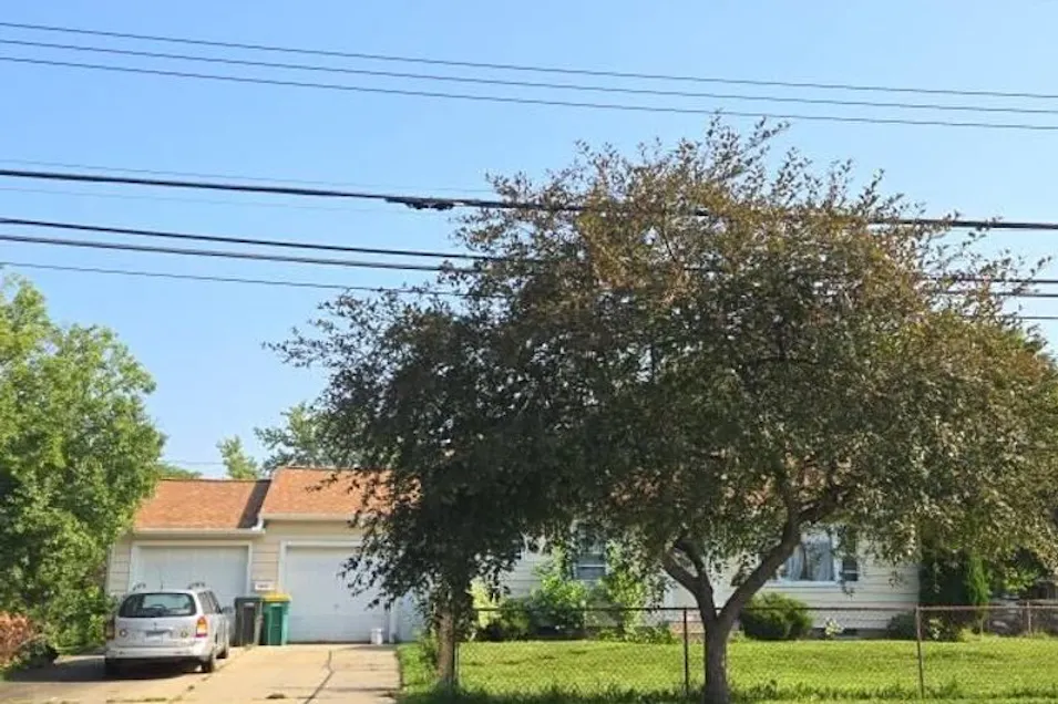 805 14th St NE Rochester, MN 55906, Olmsted County