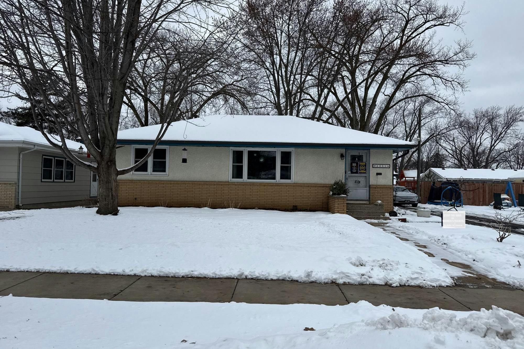 Vera Cruz Ave, Minneapolis, MN 55422
