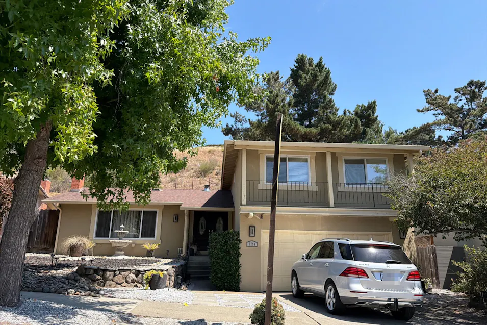 7756 Surrey Ln Oakland, CA 94605, Alameda County
