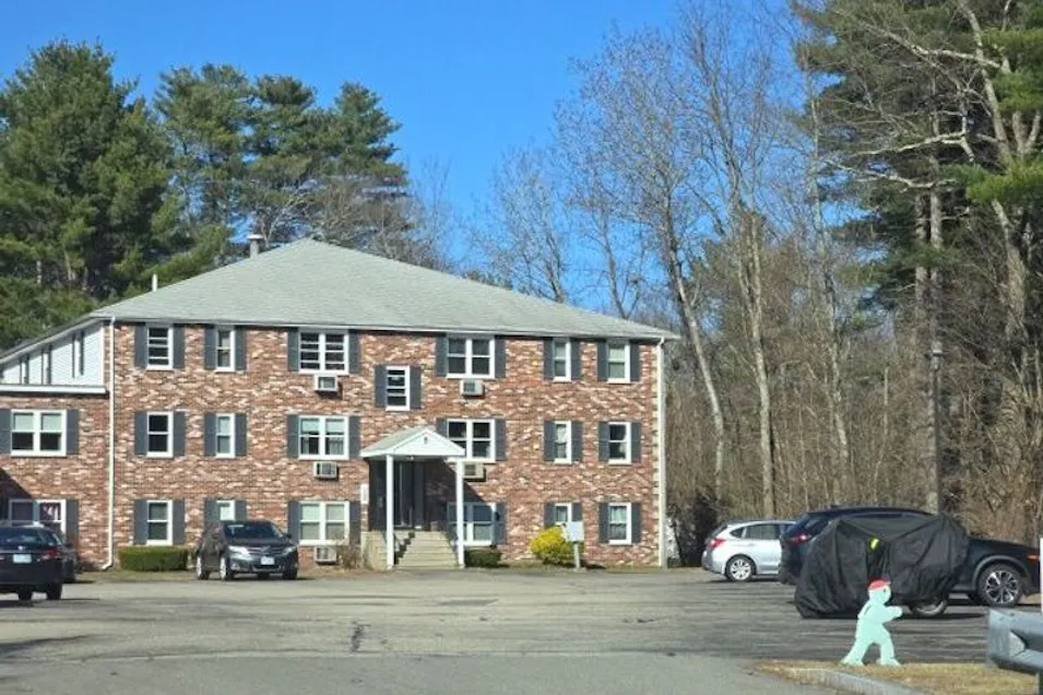 33 Garden Rd B7 Plaistow, NH 03865, Rockingham County