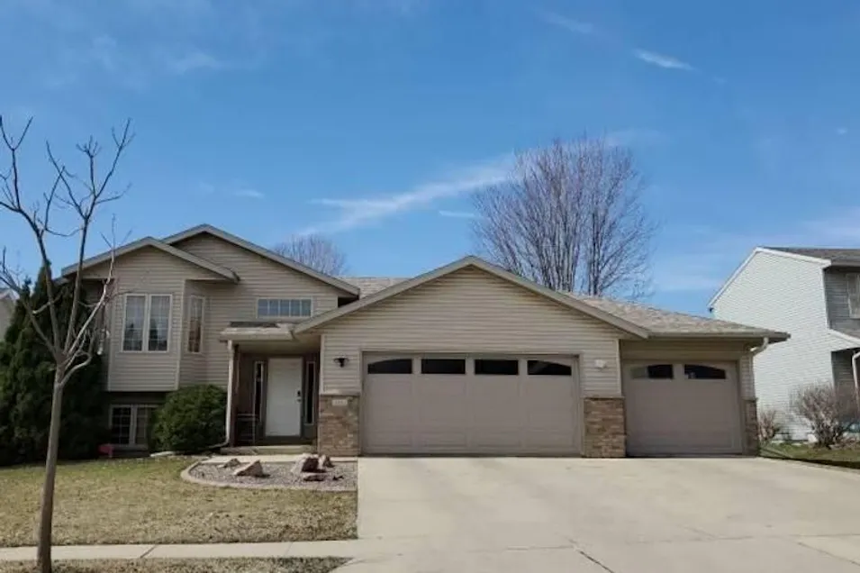 3931 Birmingham Ln NW Rochester, MN 55901, Olmsted County