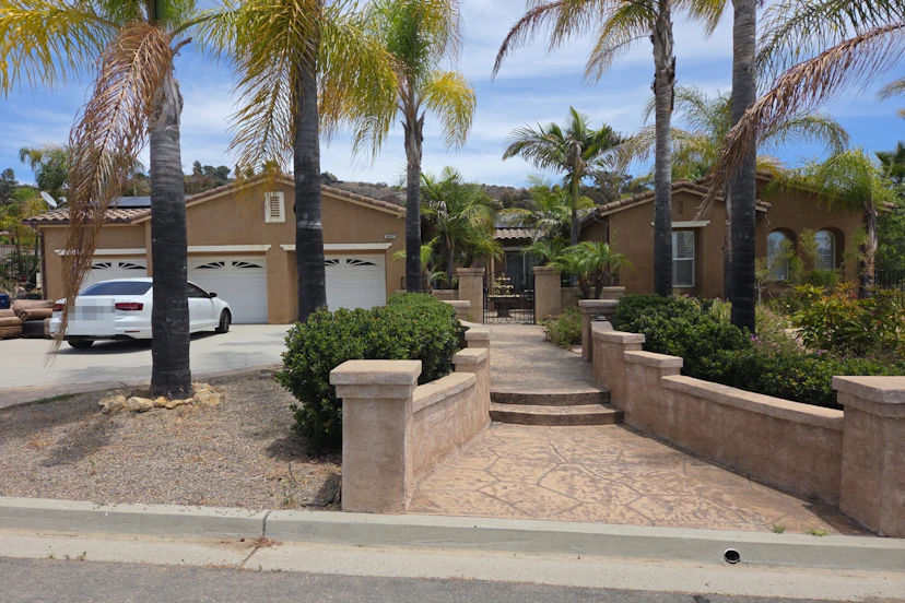 26207 Wyndemere Ct