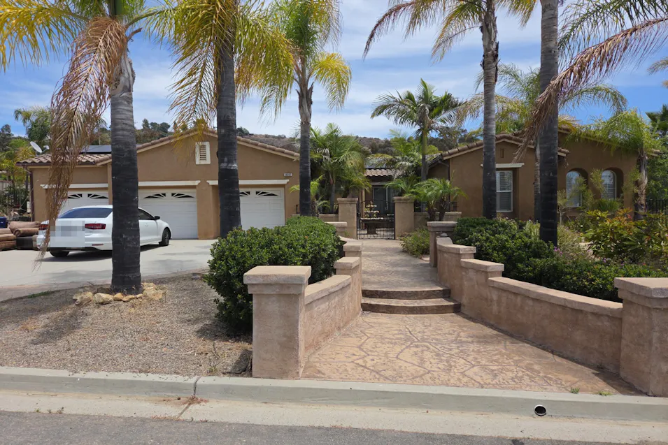 26207 Wyndemere Ct Escondido, CA 92026, San Diego County