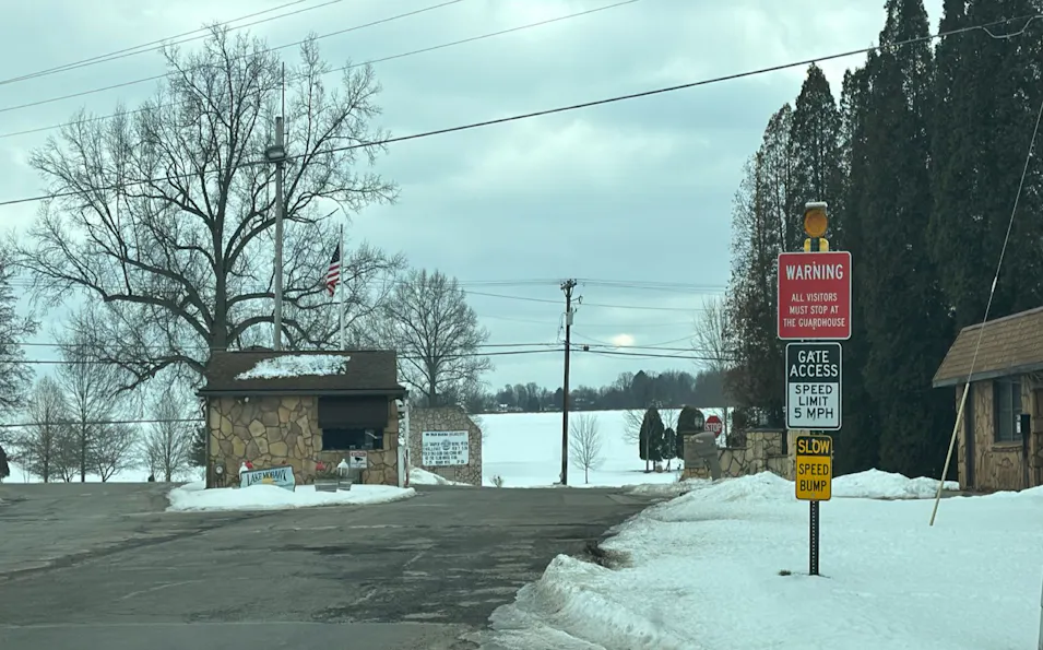 79 East Mohawk Drive Malvern, OH 44644, Carroll County