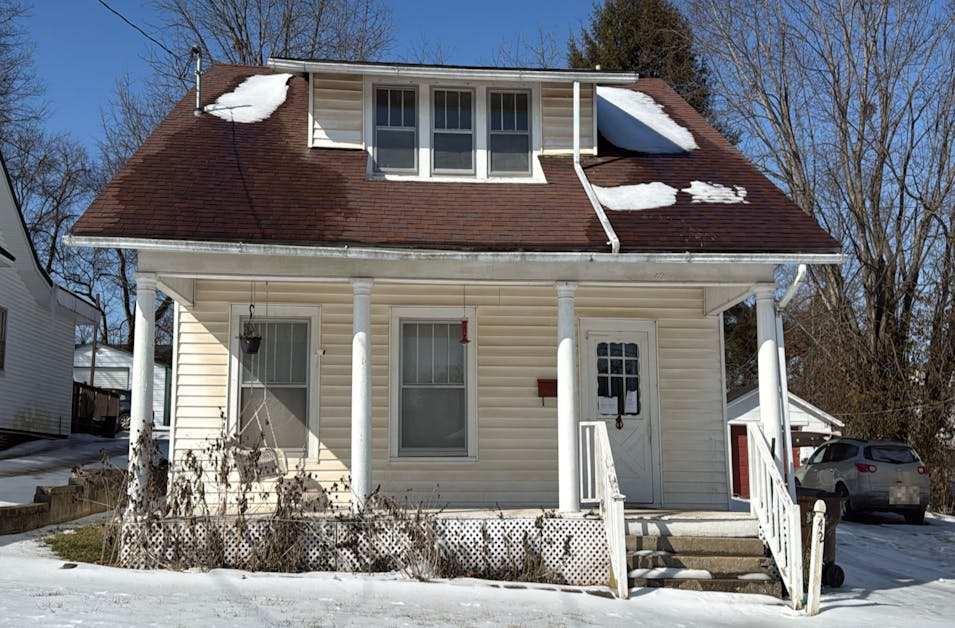 42 White Ave Mount Sterling, KY 40353, Montgomery County