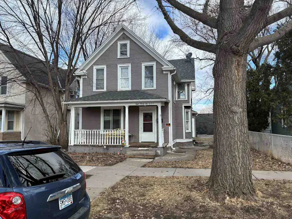 895 Rose Ave E Saint Paul, MN 55106, Ramsey County