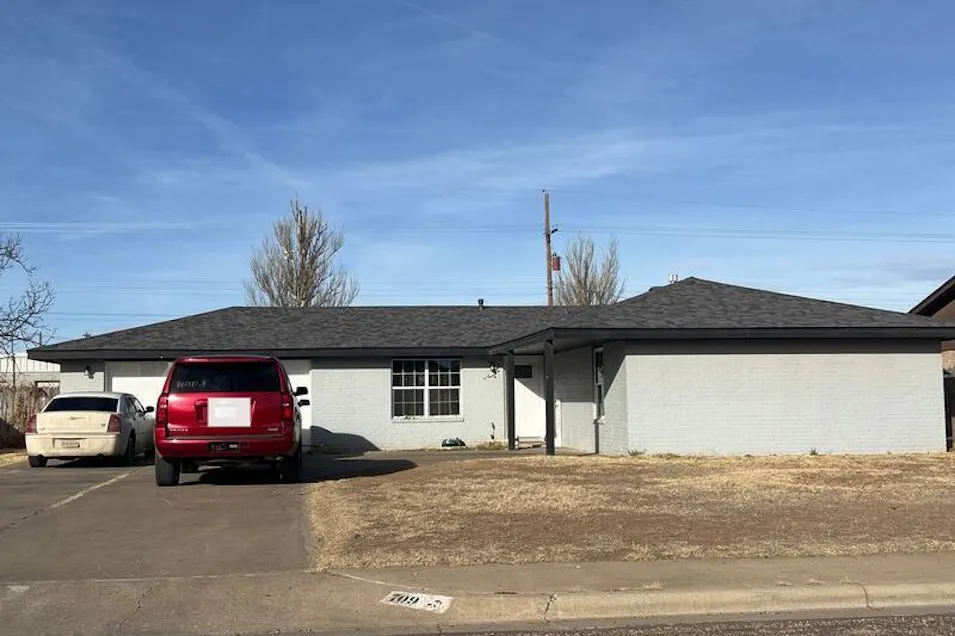 709 Cherokee Dr Hereford, TX 79045, Deaf Smith County
