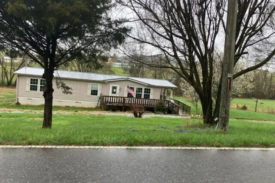 665 Chuckey Hwy Afton, TN 37616, Greene County