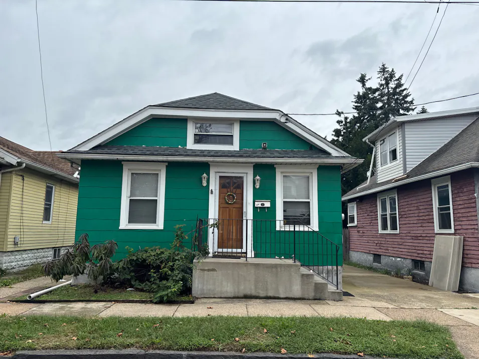828 Bergen Street Gloucester, NJ 08030, Camden County