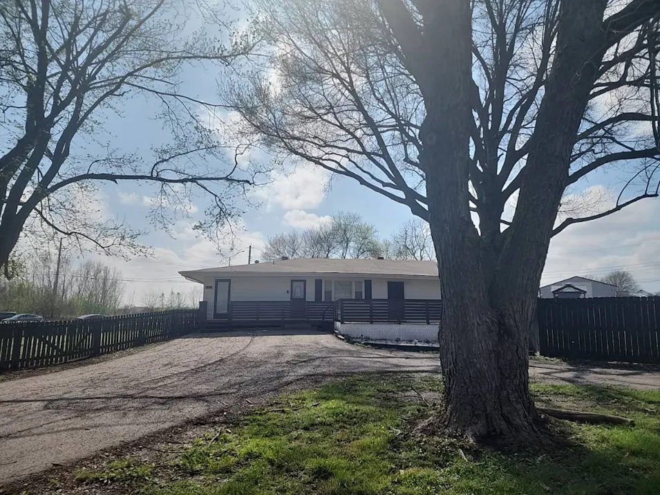 3636 SW Crane Rd Lees Summit, MO 64082, Jackson County