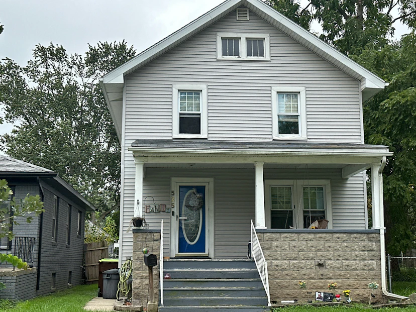 525 W 5th St